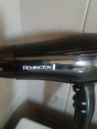 secador de pelo Remington