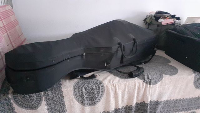 violonchelo nuevo, usado 2 meses en clase