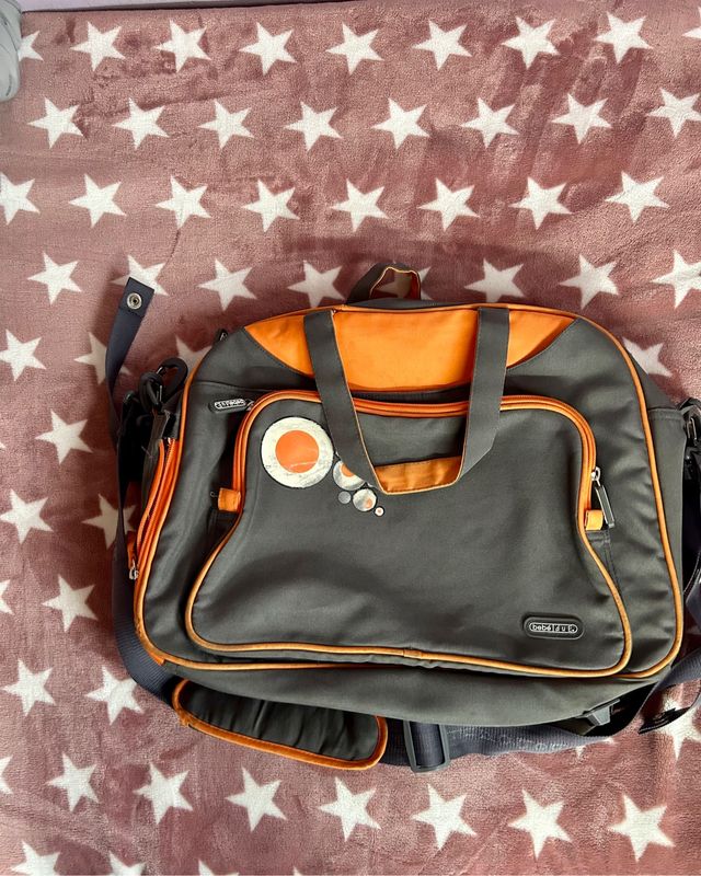 Mochila marca BebéduE