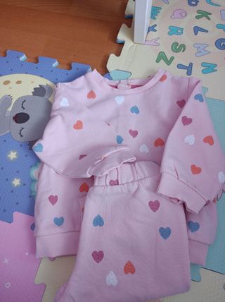 ropa bebé, niña