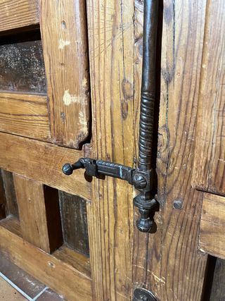 ANTIGUA VENTANA DE MADERA