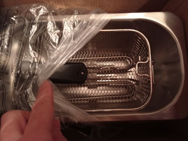 Freidora de aceite de 1,5 litros. Acero inoxidable