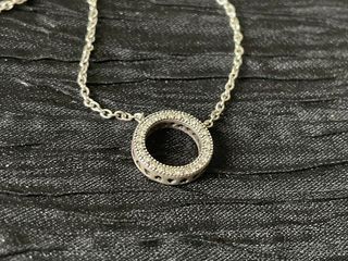 Collar de plata