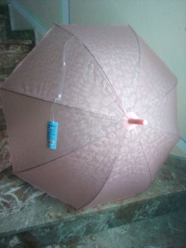 paraguas a estrenar.