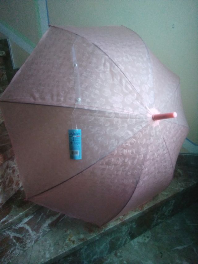 paraguas a estrenar.