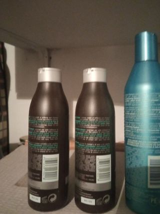 champús para hombre y bioth