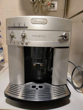 CAFETERA EXPRESO AUTOMÁTICA 