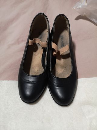 Zapato flamenco piel