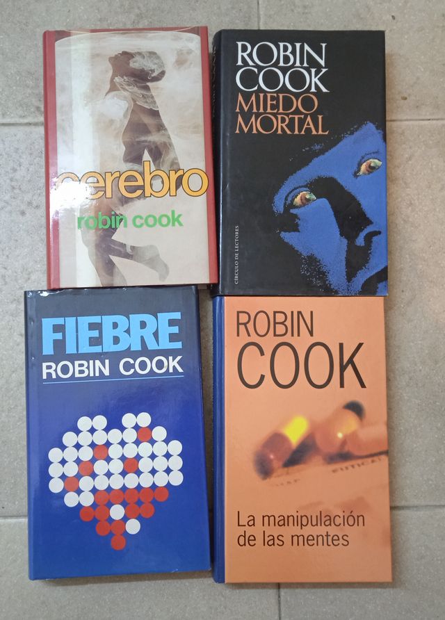 Lote de 4 libros Robin Cook