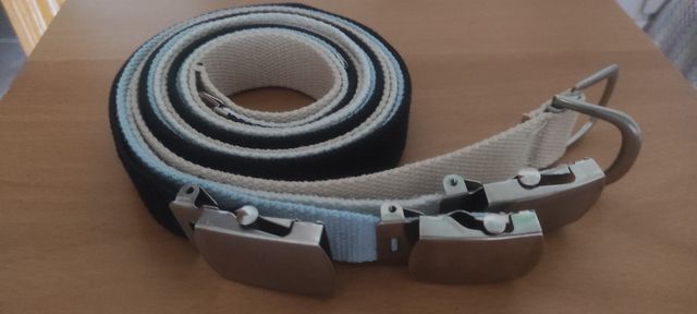 Cinturones de tela, varios colores.