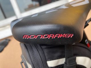 Sillín Mondraker bicicleta. 