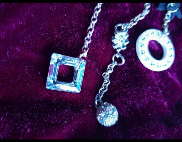 spille in argento con swaroski