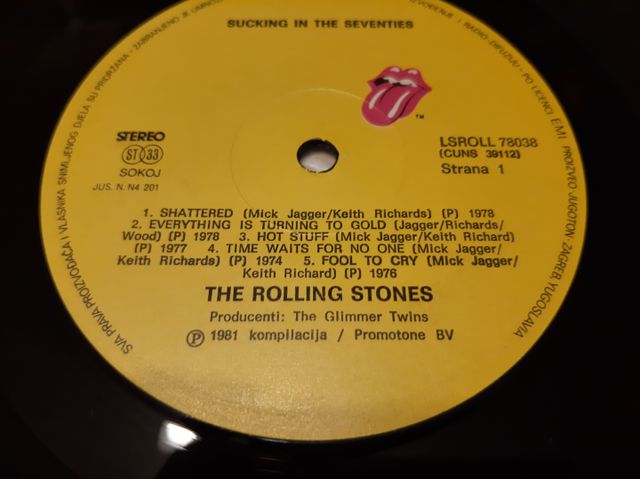 VINILO THE ROLLING STONES SUCKING IN THE SEVENTIES