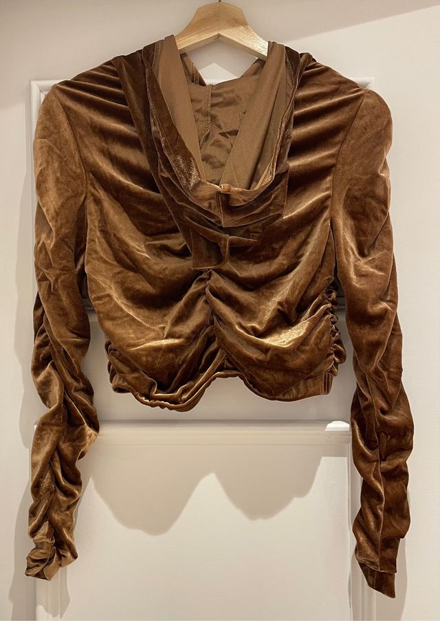 Sudadera Corta con Capucha