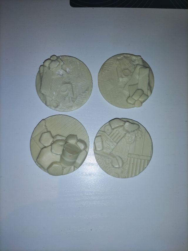 4 Peanas redondas de 60mm de resina