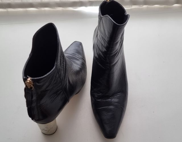 Botines negros de Zara