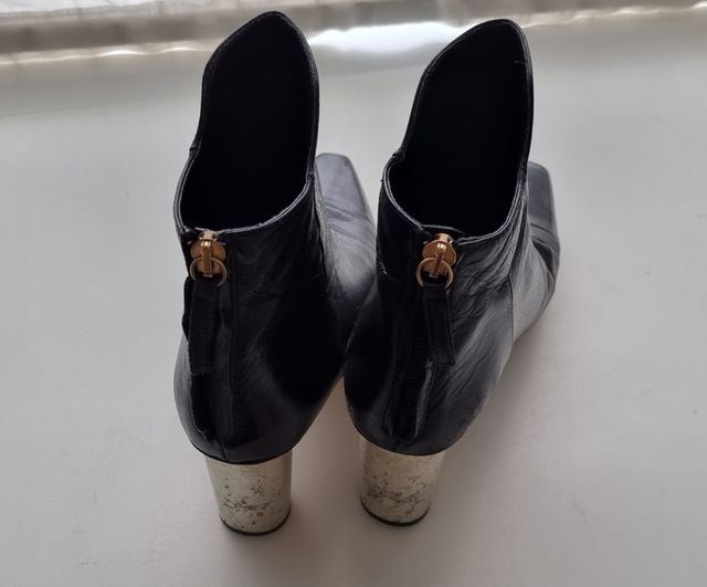 Botines negros de Zara