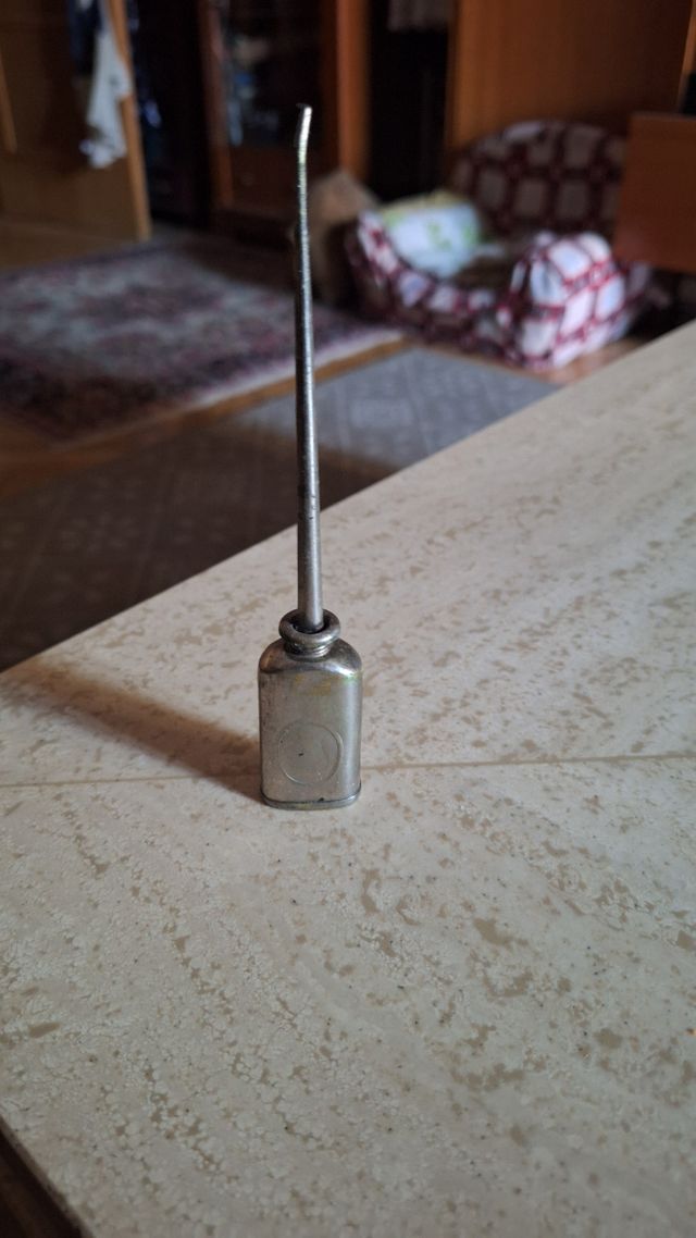 antigua Alcuza  para  maquinas