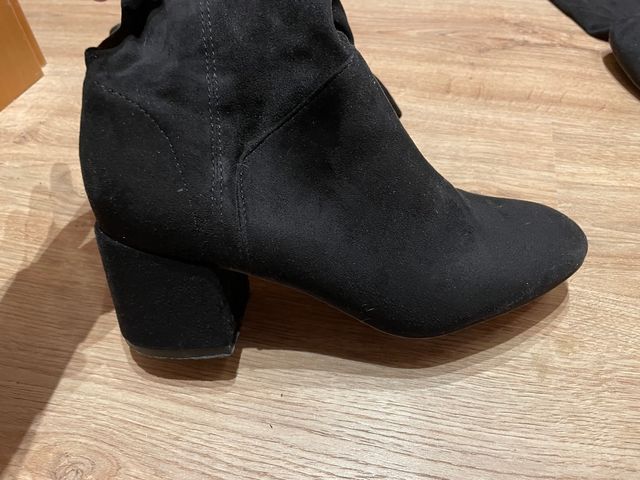 Botas altas terciopelo negras