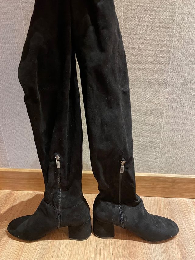 Botas altas terciopelo negras