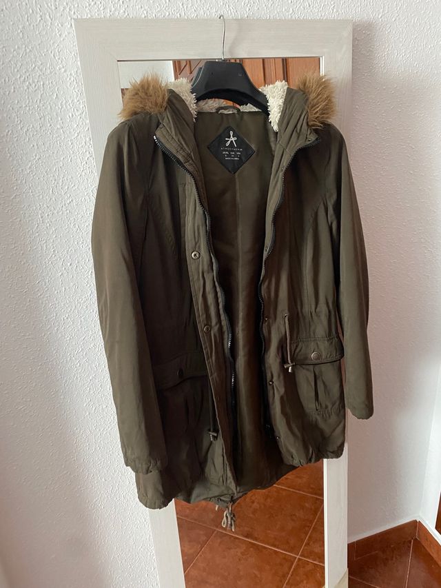 Parka verde con capucha talla S/36