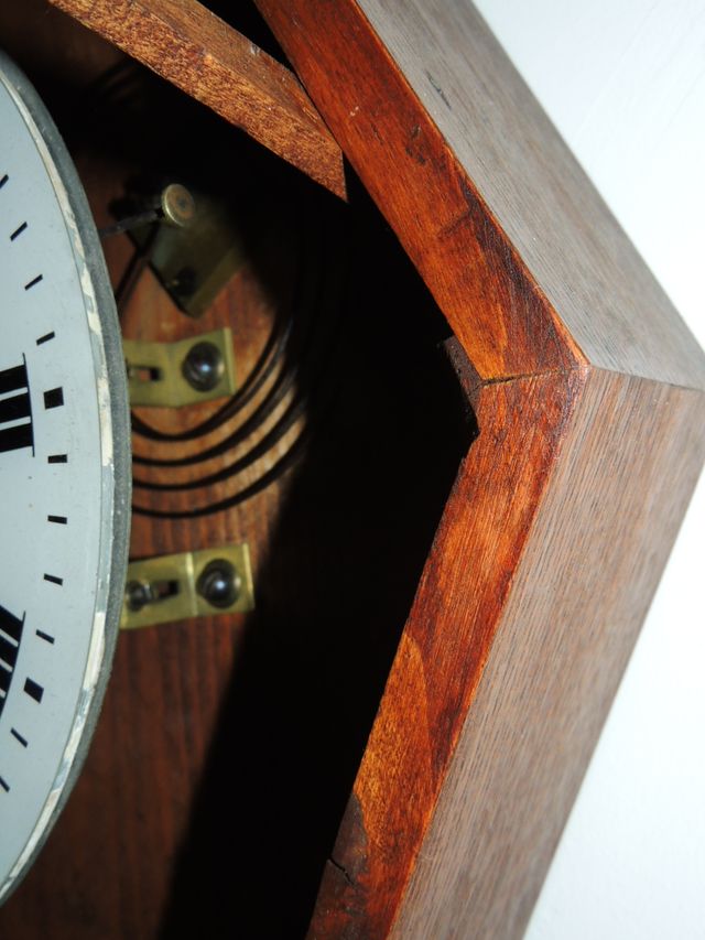 RELOJ DE ROBLE PARA COLGAR EN LA PARED