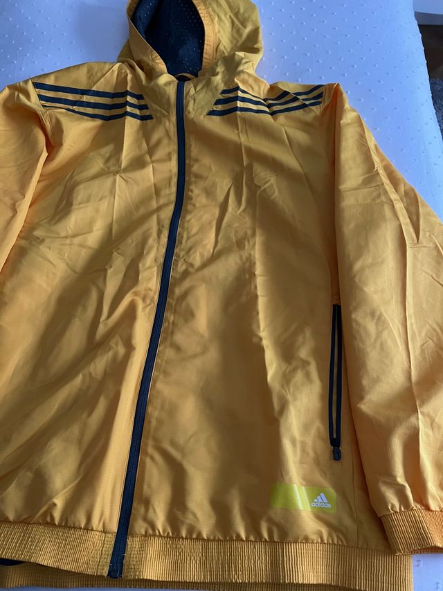 Chaqueta NUEVA Adidas