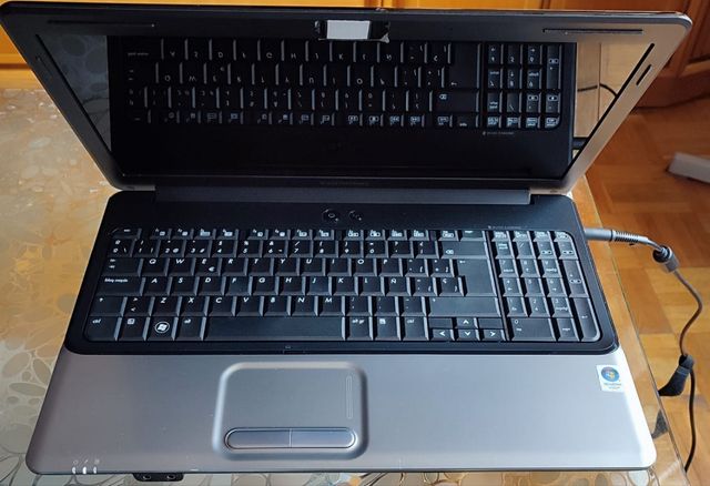 Portátil Compaq Presario CQ61