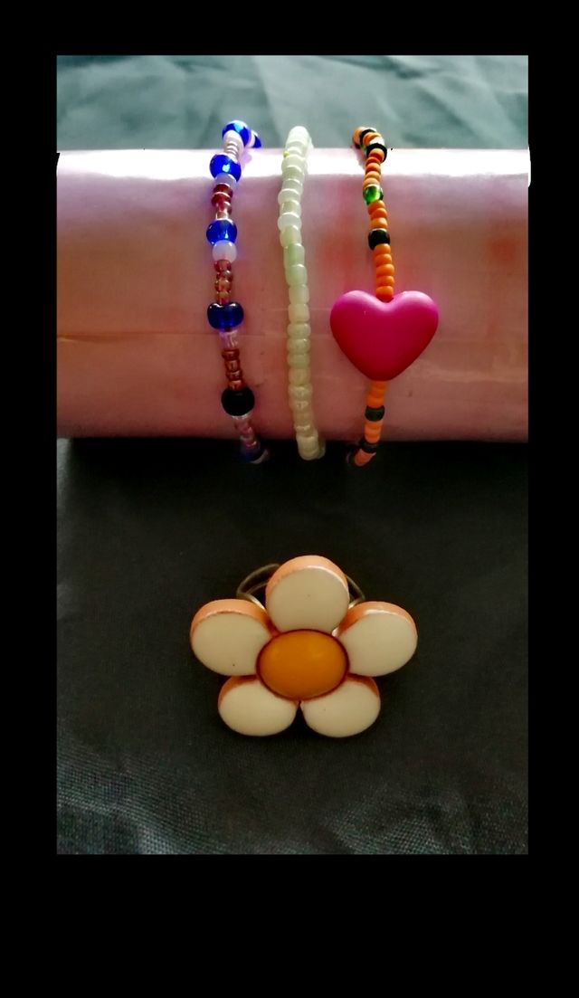 Anillo + Pulseras nuevo