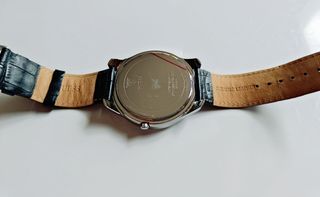 Reloj negro Guess