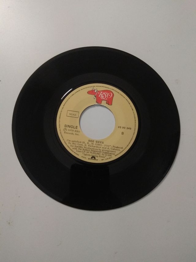 Bee Gees – Love You Inside Out