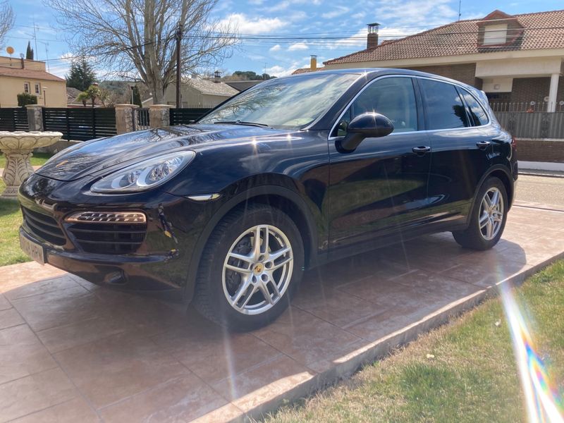 Porsche Cayenne 2014 - foto 1
