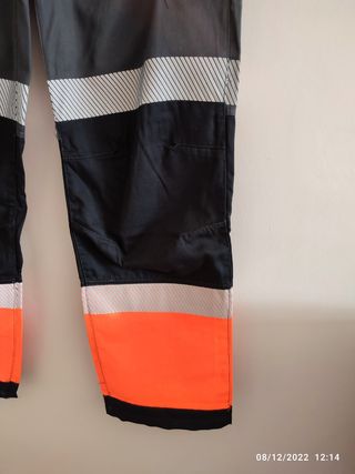 Pantalón laboral DeltaPlus 