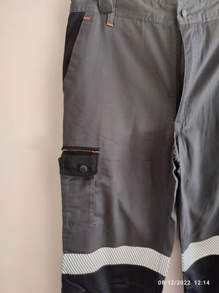 Pantalón laboral DeltaPlus 