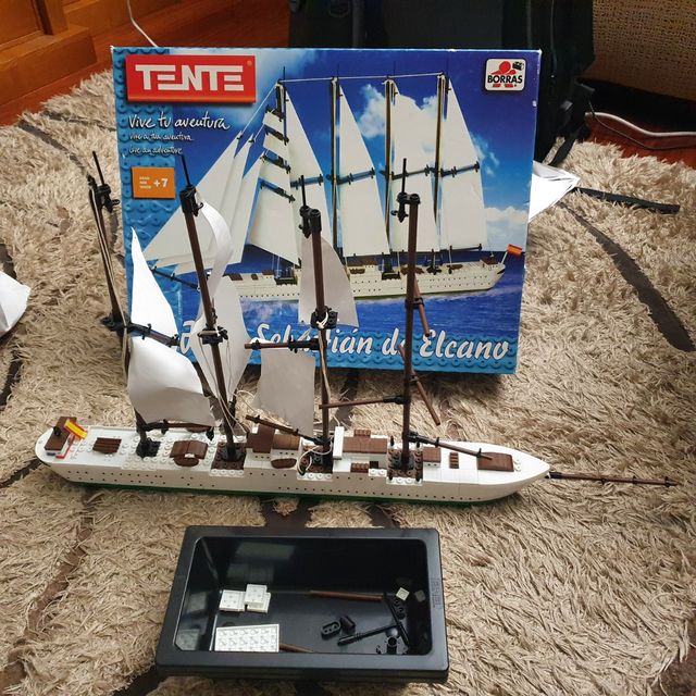 Tente Barco Juan Sebastián Elcano