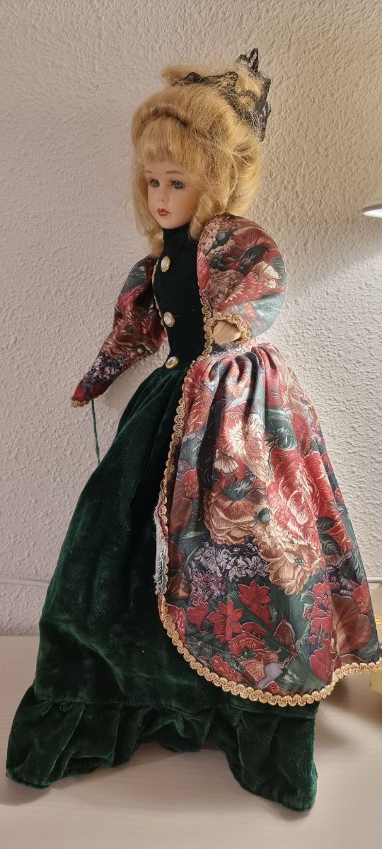 muñeca porcelana,colección,juguetes,decoración