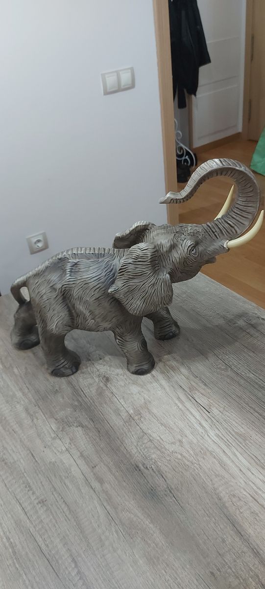 Elefante precioso