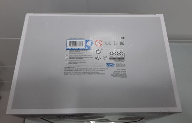 Funko Smee with skull rock