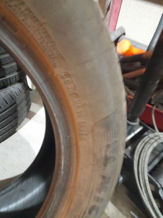 225/55 r18 102Y