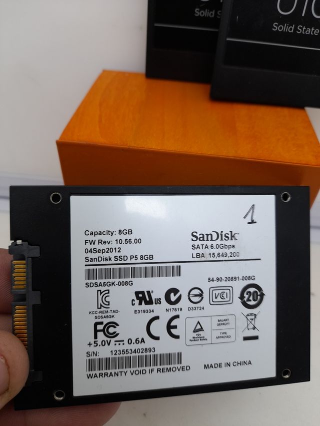 Se venden tres discos solidos