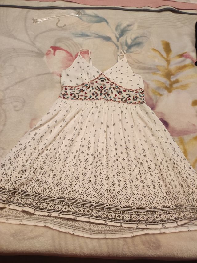 Vestido blanco. C&A. Talla 44