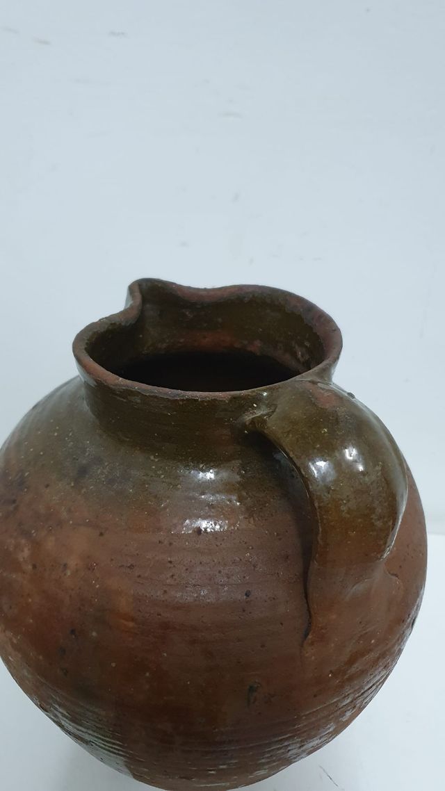 Puchero semividriado castellano.