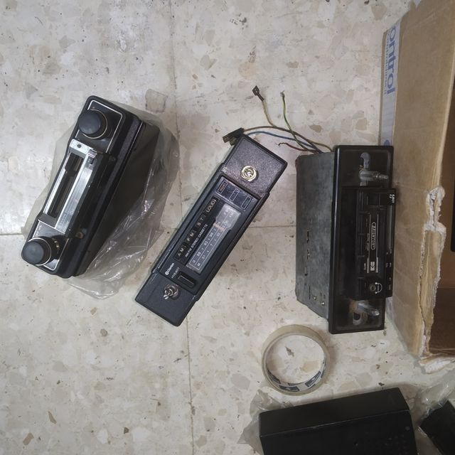 antenas, cajas y autoradios