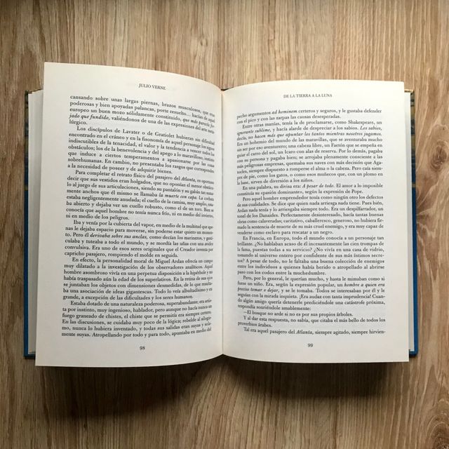 Lote 2 libros de Julio Verne