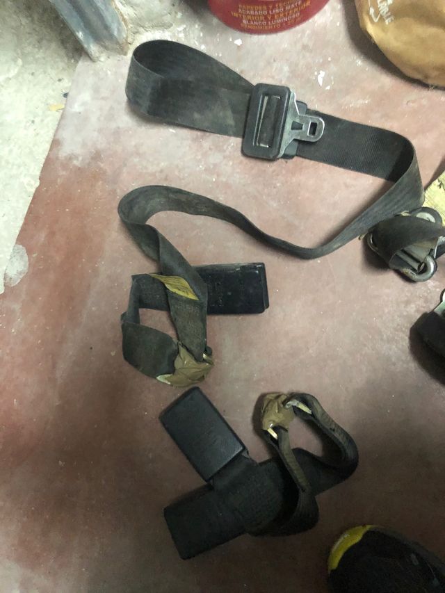 Juego cinturones delanteros y traseros de bmw e21