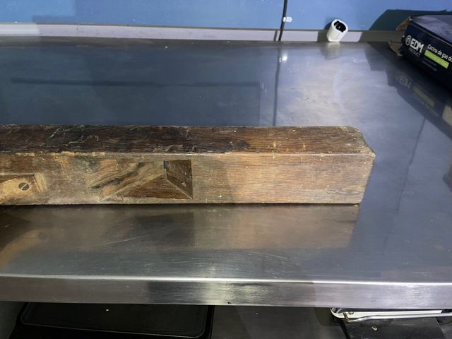 Garlopa antigua de madera