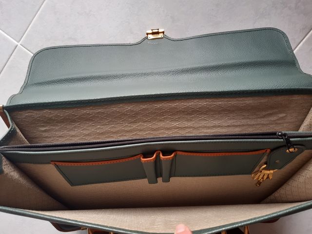 Cartella, borsa portadocumenti con portachiavi