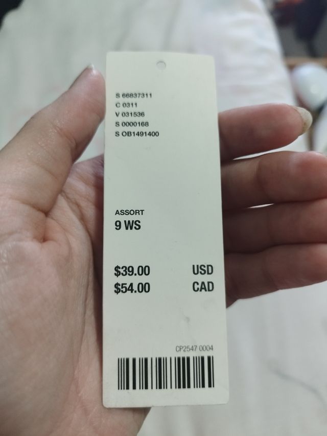 Sandalias tacón transparentes Urban Outfitters.