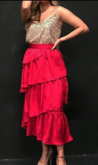 Falda rojo pasión volantes 36