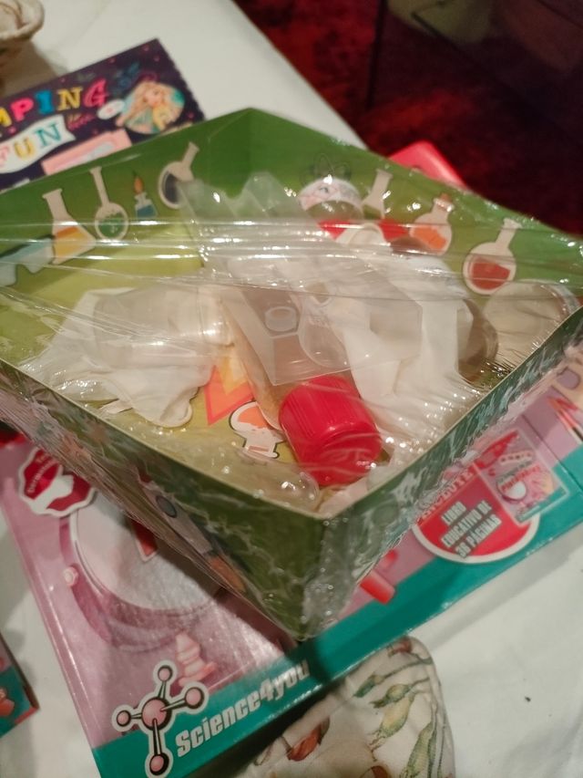 Juguete la ciencia de los pintalabios